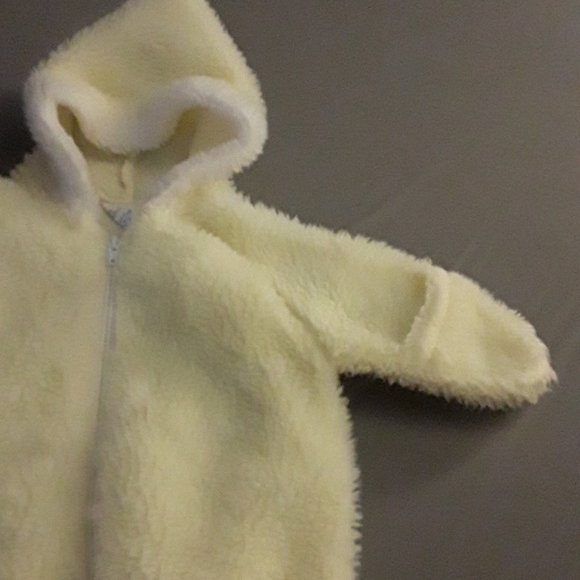 Onesie - Picture 3 of 8